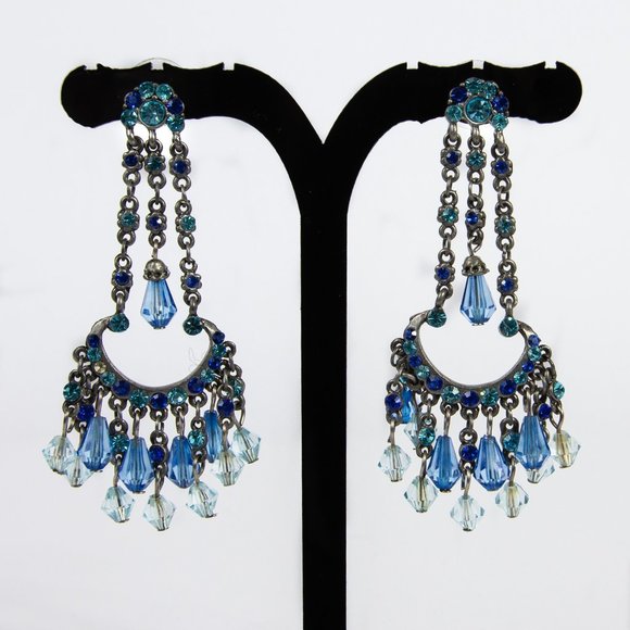 Earrings - Picture 1 of 3